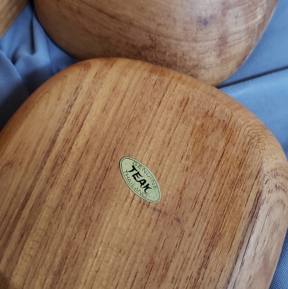 Teak Salad Bowls - Picture 6 of 11